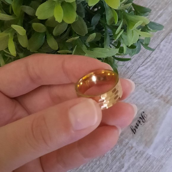 Men's Gold-Plated, Stainless Steel Wide Band Wedding Ring - Faceted Size 7, NWT! - Picture 6 of 16